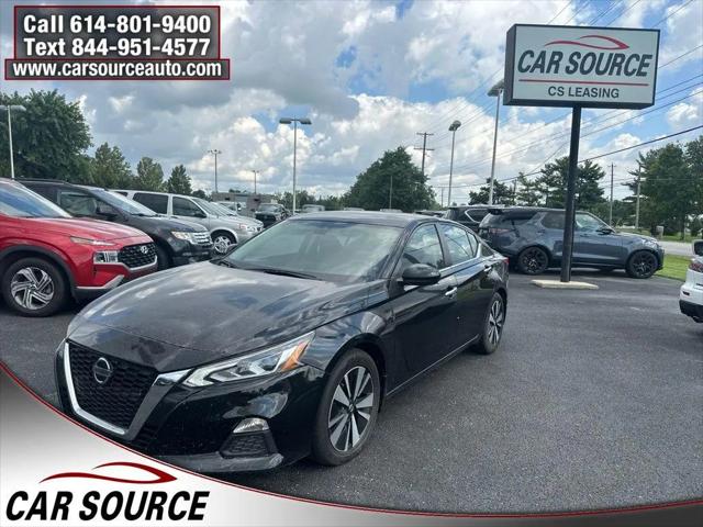 2022 Nissan Altima SV FWD for sale in Grove City, OH