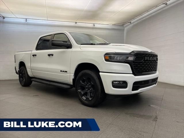 2026 RAM Ram 1500 RAM 1500 EXPRESS CREW CAB 4X4 57 BOX