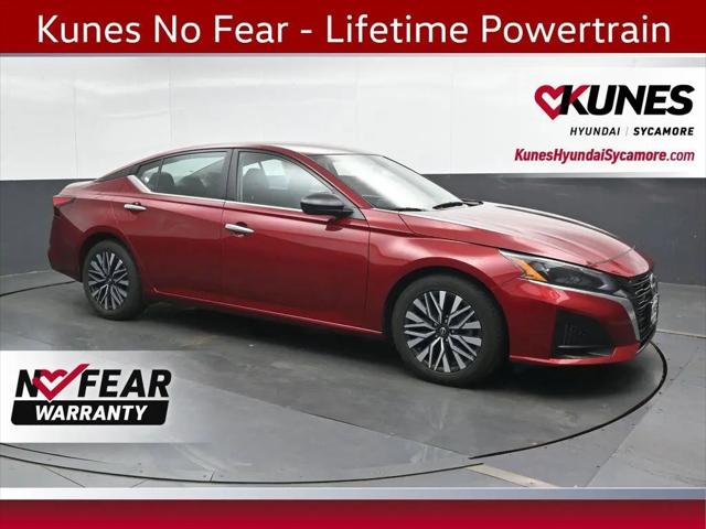 2025 Nissan Altima SV FWD for sale in Sycamore, IL