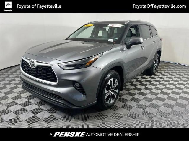 2026 Toyota Highlander XLE for sale in Fayetteville, AR