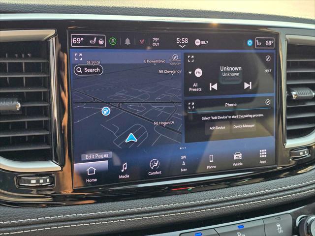 2024 Chrysler Pacifica Hybrid Select