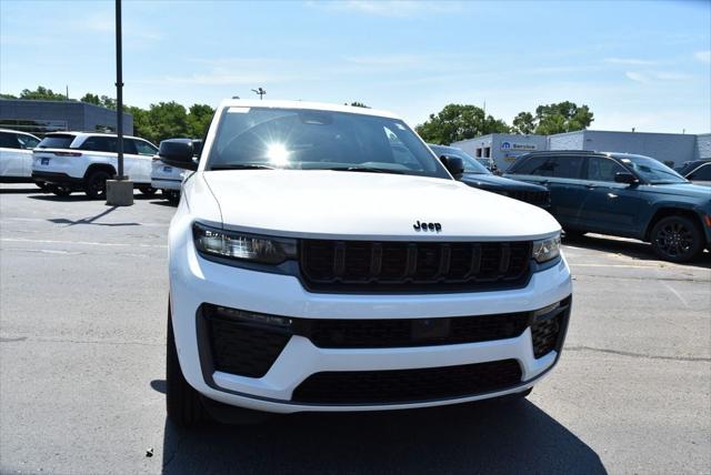 2026 Jeep Grand Cherokee GRAND CHEROKEE LIMITED RESERVE 4X4