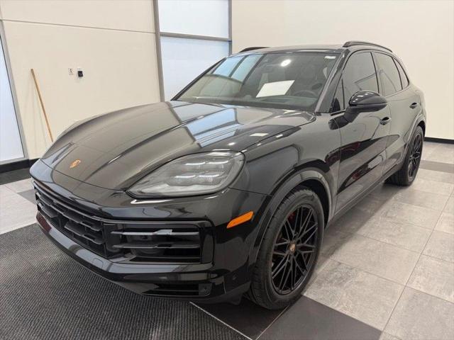 2025 Porsche Cayenne E-Hybrid S for sale in Madison, WI