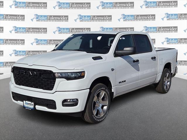 2026 RAM Ram 1500 RAM 1500 EXPRESS CREW CAB 4X4 57 BOX
