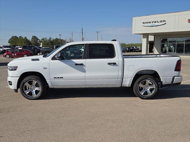 2026 RAM Ram 1500 RAM 1500 EXPRESS CREW CAB 4X4 57 BOX