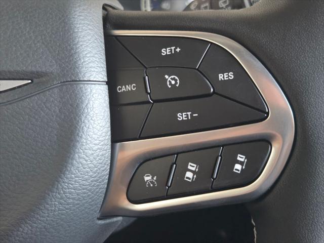 2027 Chrysler Pacifica LX