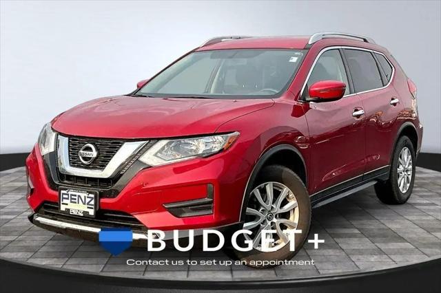 2017 Nissan Rogue SV for sale in Rochester, MN