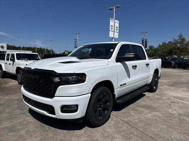 2026 RAM 1500 RAM 1500 EXPRESS CREW CAB 4X4 57 BOX