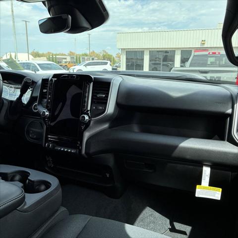 2027 RAM 2500 Black Express 2027 RAM 2500 Black Express