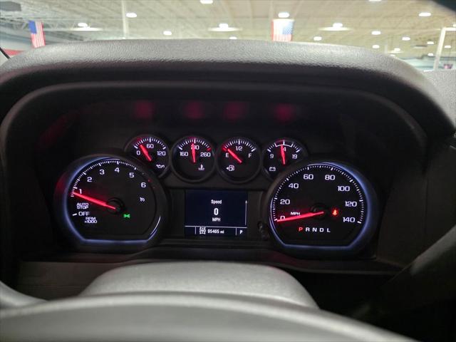 2023 Chevrolet Silverado 1500 4WD Crew Cab Standard Bed Custom