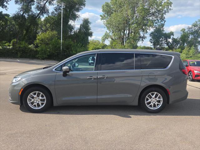 Used 2023 Chrysler Pacifica Touring L For Sale in Jackson, MI