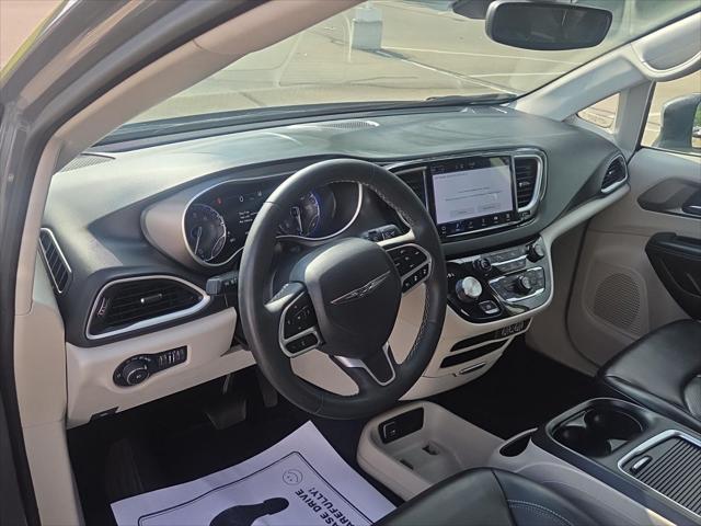 Used 2023 Chrysler Pacifica Touring L For Sale in Jackson, MI