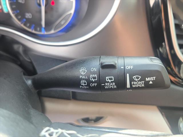 Used 2023 Chrysler Pacifica Touring L For Sale in Jackson, MI