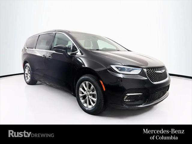 2025 Chrysler Pacifica Select for sale in Columbia, MO