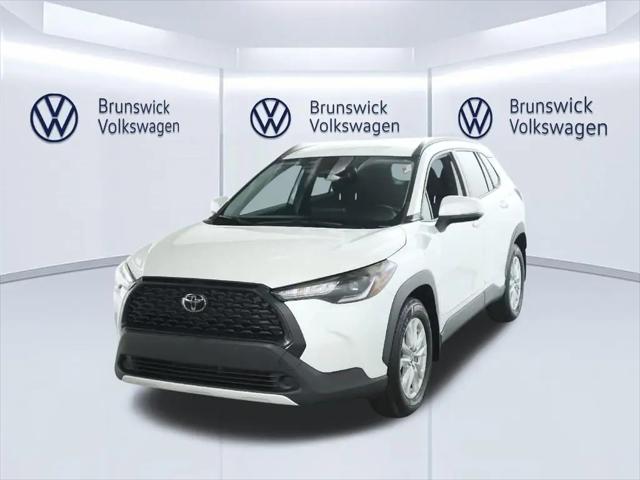 2023 Toyota Corolla Cross LE for sale in Brunswick, OH