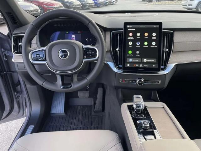 2026 Volvo XC90 Plus, B6 AWD Gas mild hybrid, Gasoline, Bright, 7 Seats