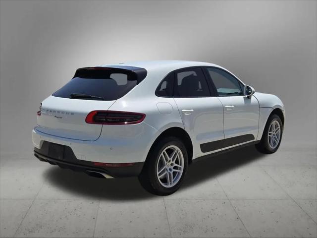 2018 Porsche Macan Macan