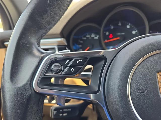 2018 Porsche Macan Macan