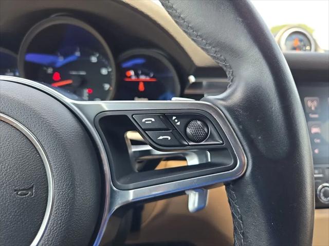 2018 Porsche Macan Macan