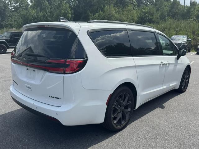 2025 Chrysler Pacifica Limited