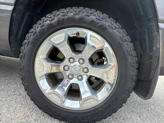2020 Ram 1500 Big Horn Crew Cab 4x4 57 Box