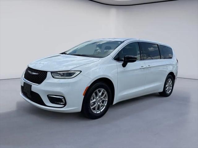 2024 Chrysler Pacifica Touring L for sale in Morristown, TN