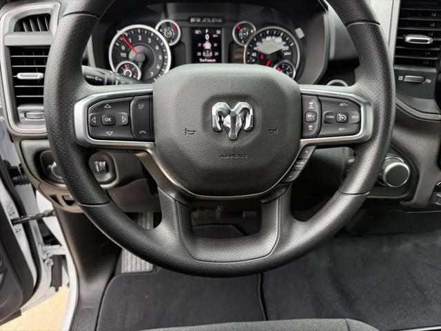 2026 Ram 1500 Tradesman Quad Cab 4x4 64 Box