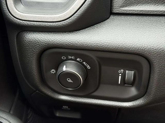 2026 Ram 1500 Tradesman Quad Cab 4x4 64 Box