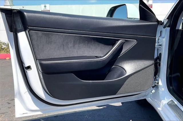 2020 Tesla Model 3 Standard Range Plus Rear-Wheel Drive