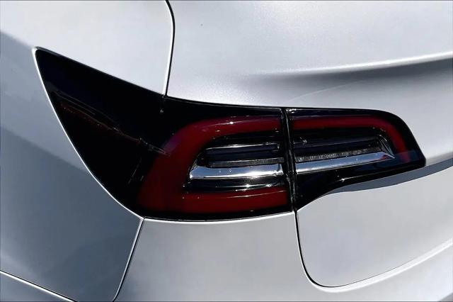 2020 Tesla Model 3 Standard Range Plus Rear-Wheel Drive