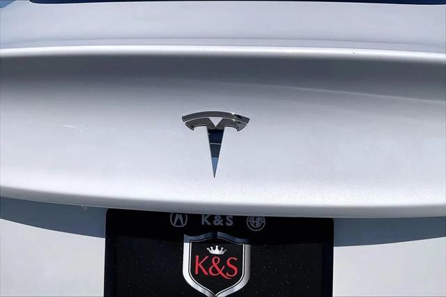 2020 Tesla Model 3 Standard Range Plus Rear-Wheel Drive