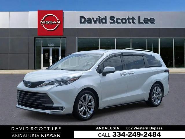 2023 Toyota Sienna Platinum for sale in Andalusia, AL