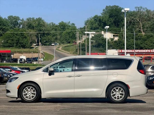 2017 Chrysler Pacifica Touring