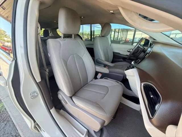 2017 Chrysler Pacifica Touring