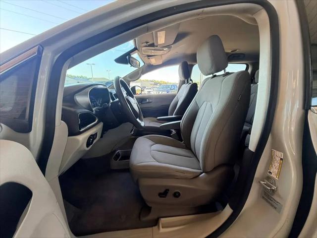 2017 Chrysler Pacifica Touring
