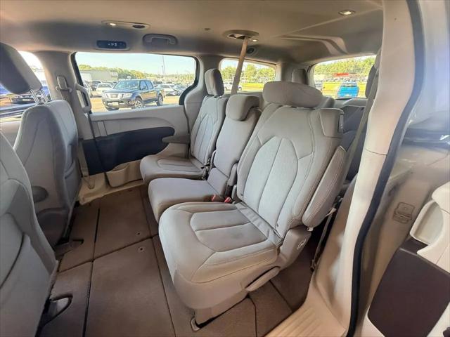 2017 Chrysler Pacifica Touring