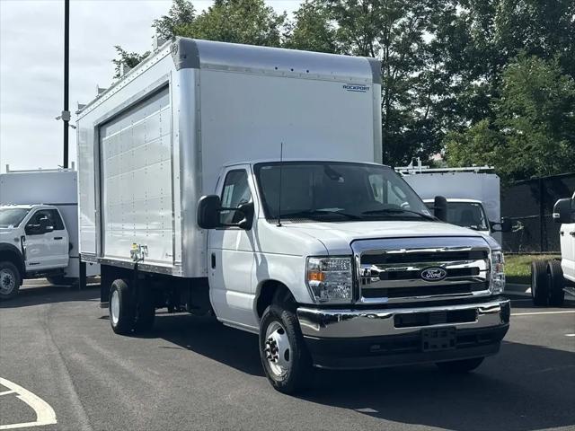 2027 Ford E-Series Cutaway E-450 for sale in Chantilly, VA
