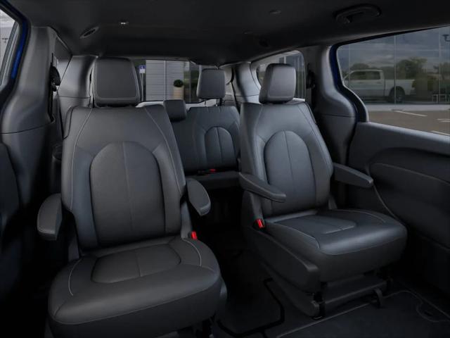 2027 Chrysler Pacifica Select AWD