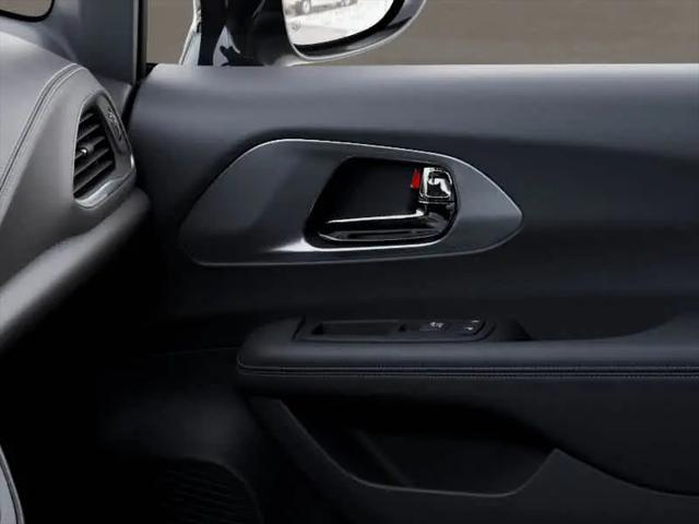 2027 Chrysler Pacifica Select AWD