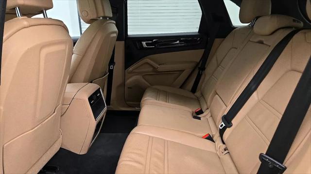 2021 Porsche Cayenne Cayenne