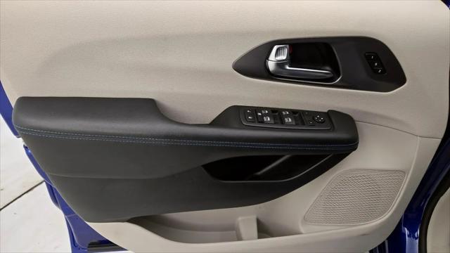 2021 Chrysler Pacifica Touring L AWD
