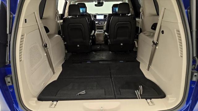 2021 Chrysler Pacifica Touring L AWD