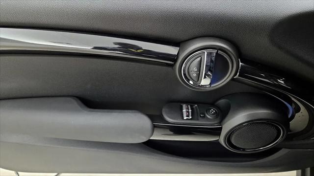 2023 MINI Hardtop Cooper S Classic