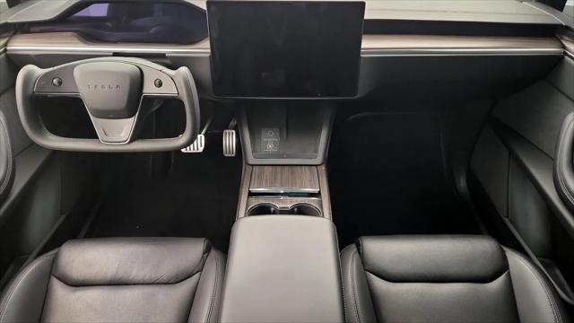 2023 Tesla Model X Standard Range