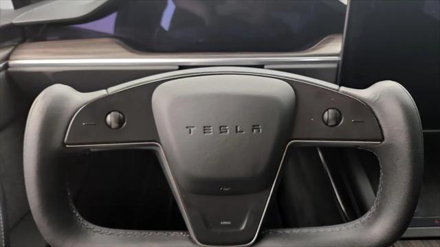 2023 Tesla Model X Standard Range