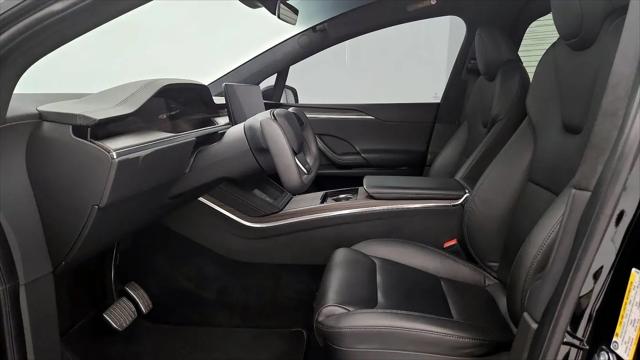 2023 Tesla Model X Standard Range