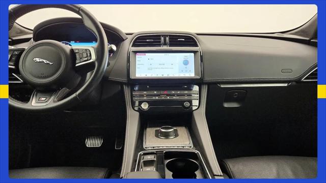 2019 Jaguar F-PACE S