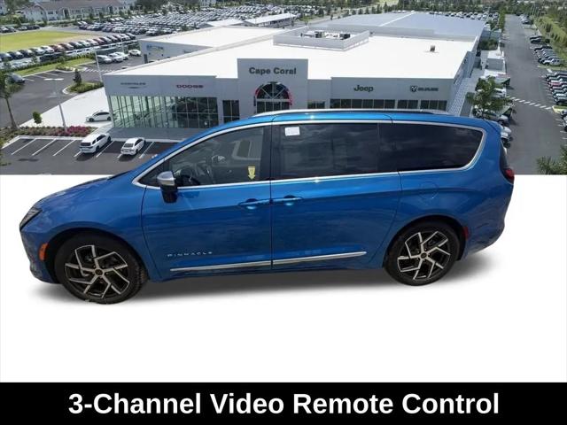 2027 Chrysler Pacifica Pinnacle