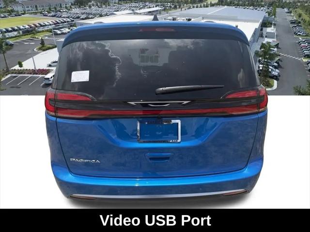 2027 Chrysler Pacifica Pinnacle