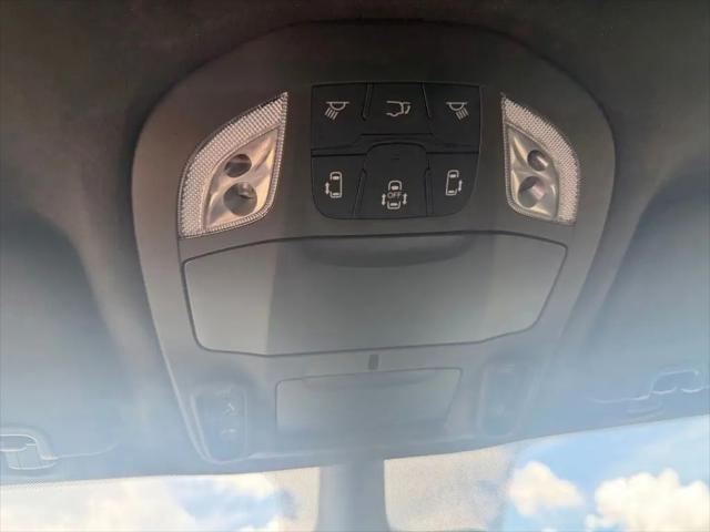 2027 Chrysler Pacifica Pinnacle